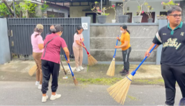 Jumat Bersih Kelurahan Reno